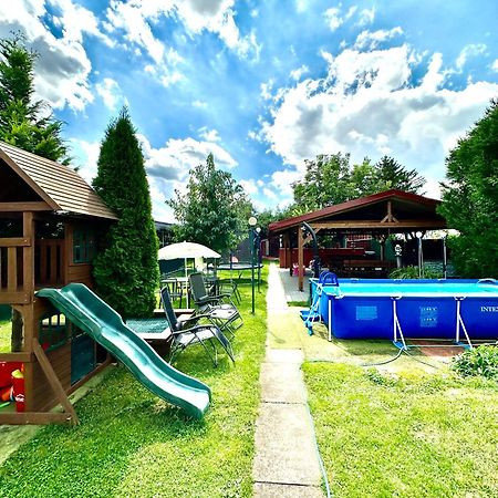 Apartman Sen Petrov ภายนอก รูปภาพ