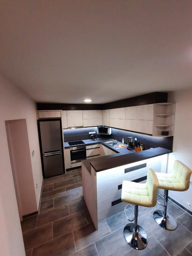Apartman Sen Petrov ภายนอก รูปภาพ